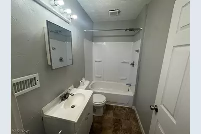 3207 W 121st Street, Loveland, OH 44111 - Photo 5
