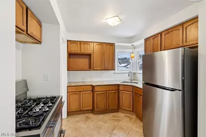 9005 Ansonia Avenue, Brooklyn, OH 44144 - Photo 5