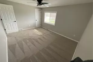 3960 W Erie Ave, Lorain, OH 44053 - Photo 17