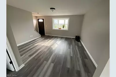 3960 W Erie Avenue #9, Lorain, OH 44053 - Photo 5