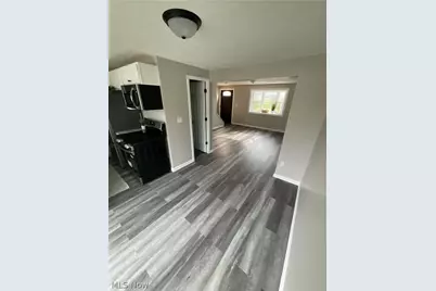 3960 W Erie Avenue #9, Lorain, OH 44053 - Photo 9
