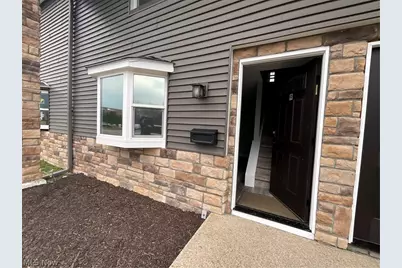 3960 W Erie Avenue #9, Lorain, OH 44053 - Photo 3