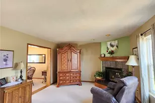 107 Cedar, Chardon, OH 44024 - Photo 9