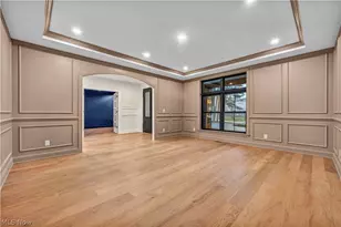 690 Club Dr W, Aurora, OH 44202 - Photo 9