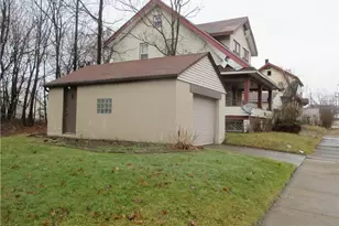 702 Delaware Ave, Youngstown, OH 44510 - Photo 3