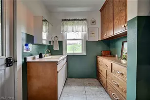 7506 Roy Andrews Rd NW, New Philadelphia, OH 44663 - Photo 15