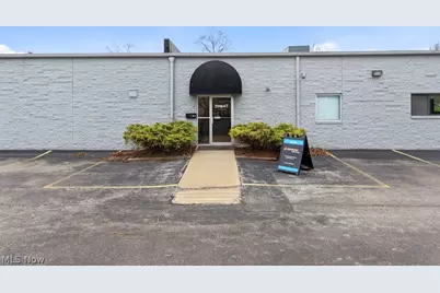 87 Springside Drive #B, Akron, OH 44333 - Photo 1