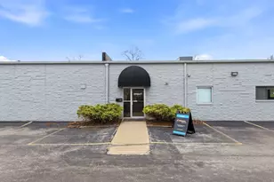 87 Springside Dr, Akron, OH 44333 - Photo 1