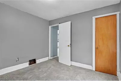 872 Cole Avenue, Akron, OH 44306 - Photo 27