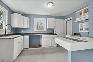 872 Cole Ave, Akron, OH 44306 - Photo 15