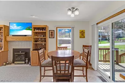 63 W Mohawk Drive, Malvern, OH 44644 - Photo 7