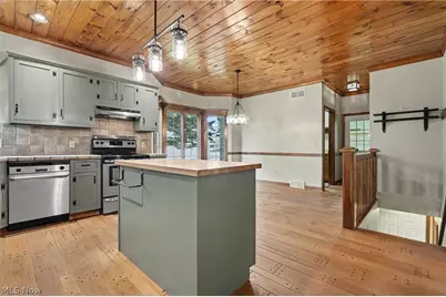 268 S Bayshore Drive, Columbiana, OH 44408 - Photo 9