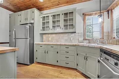 268 S Bayshore Drive, Columbiana, OH 44408 - Photo 7