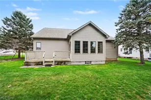 268 S Bayshore Dr, Columbiana, OH 44408 - Photo 41