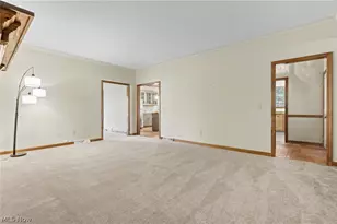 268 S Bayshore Dr, Columbiana, OH 44408 - Photo 15