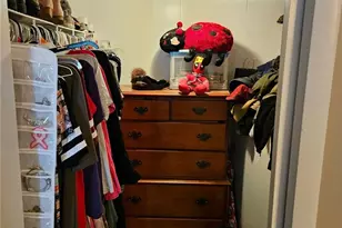 1305 Eastport Ave, Uhrichsville, OH 44683 - Photo 17