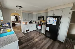 1305 Eastport Ave, Uhrichsville, OH 44683 - Photo 7