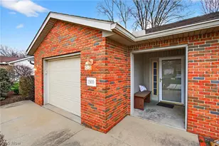 1909 Saddle Brook Cir, Wooster, OH 44691 - Photo 3