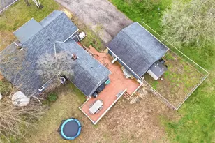 2108 Bennett Rd, Madison, OH 44057 - Photo 3