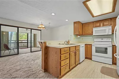 2197 Pinebrook Trail, Cuyahoga Falls, OH 44223 - Photo 13