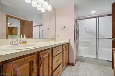 2197 Pinebrook Trail, Cuyahoga Falls, OH 44223 - Photo 11