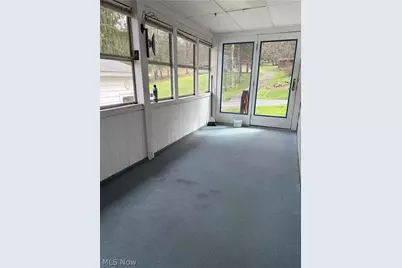 668 Springview Road, East Liverpool, OH 43920 - Photo 9