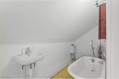 210 Storer Avenue, Akron, OH 44302 - Photo 35