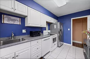 11820 Edgewater Dr, Oakwood, OH 44107 - Photo 17