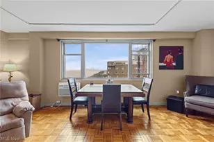 11820 Edgewater Dr, Oakwood, OH 44107 - Photo 13