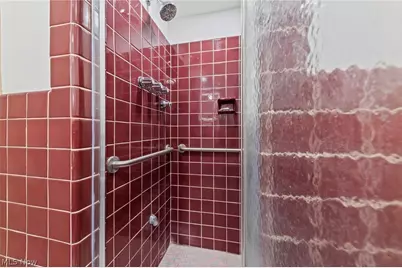 11820 Edgewater Drive #915, Oakwood, OH 44107 - Photo 25