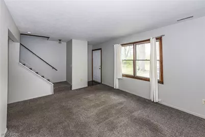 3800 Grace Drive, Kent, OH 44240 - Photo 3