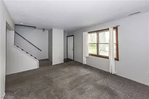 3800 Grace Dr, Kent, OH 44240 - Photo 3