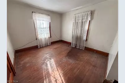 2233 Glenwood Avenue, Youngstown, OH 44511 - Photo 23