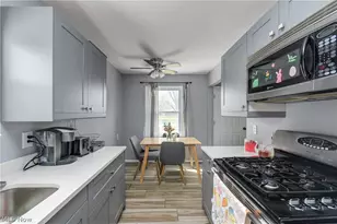 572 Bell Ave, Elyria, OH 44035 - Photo 17