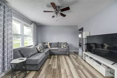 572 Bell Avenue, Elyria, OH 44035 - Photo 11