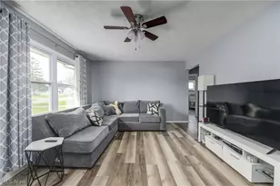 572 Bell Ave, Elyria, OH 44035 - Photo 11