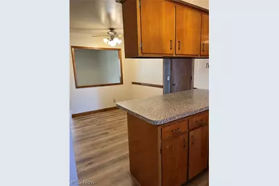 142 Essex Road, Mansfield, OH 44904 - Photo 5