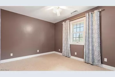 3168 Maple Creek Drive, Zanesville, OH 43701 - Photo 21