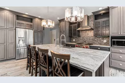 3168 Maple Creek Drive, Zanesville, OH 43701 - Photo 3