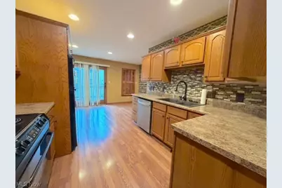 526 Oakdale Drive, Dover, OH 44622 - Photo 9