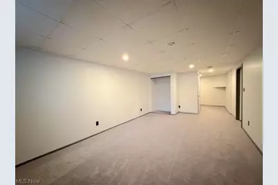 526 Oakdale Drive, Dover, OH 44622 - Photo 25