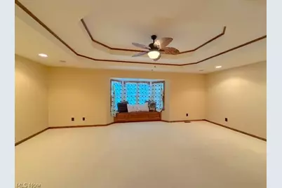 526 Oakdale Drive, Dover, OH 44622 - Photo 13