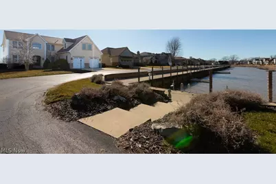 7016 E Sunview Drive, Lakeside Marblehead, OH 43440 - Photo 11