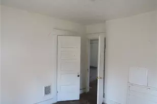 9618 Raymond Ave, Loveland, OH 44104 - Photo 23