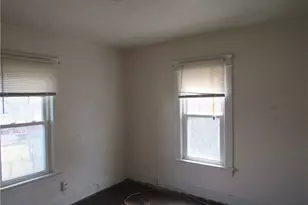 9618 Raymond Ave, Loveland, OH 44104 - Photo 21