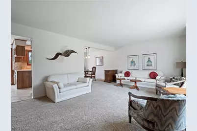 1044 Joy Oval, Green Hills, OH 44131 - Photo 17