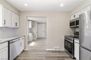 8420 Avon Belden Rd, North Ridgeville, OH 44039 - Photo 9