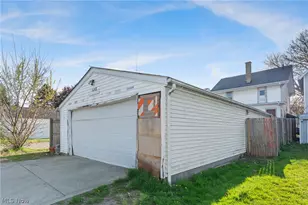 1212 Maryland Ave SW, Canton, OH 44710 - Photo 31
