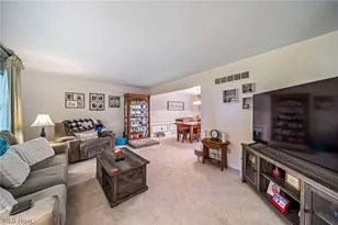 4234 Caylor Ct, Ashtabula, OH 44004 - Photo 7