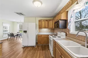 655 Spangler St, Willard, OH 44890 - Photo 9